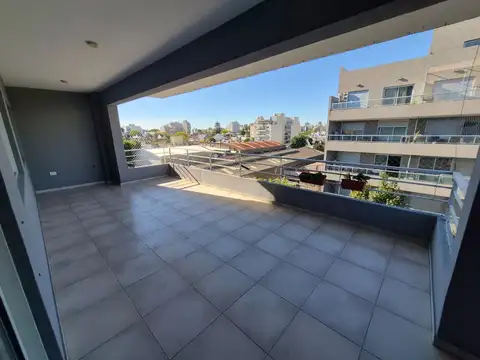 Departamento en Alquiler de 3 dormitorios