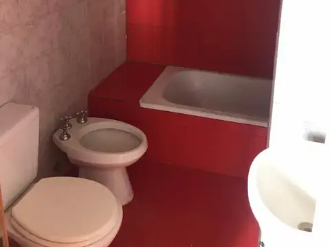 Depto Tipo Casa en Venta en Castelar, USD 60.000