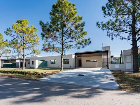 VENTA/PERMUTA Casa 3 Dormitorios Pileta - Funes Don Mateo. Etapa 1 APTO CREDITO