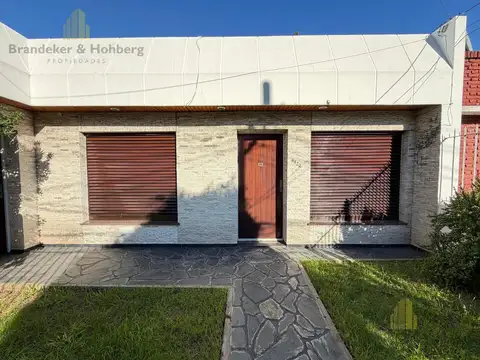 Casa en Venta en Munro, USD 155.000