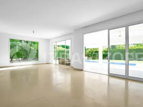 Casa en Alquiler de 4 dormitorios