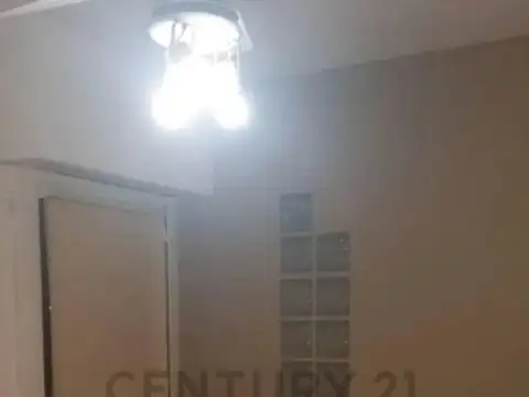 Oficina 2 ambientes con 1 baño