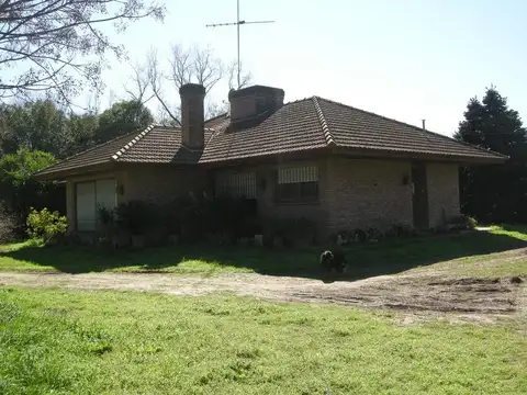 Quinta de 14.000 mts2 en Matheu