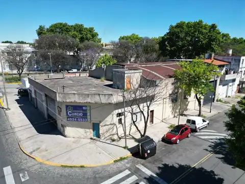 Galpon en Venta 33  mts Fondo