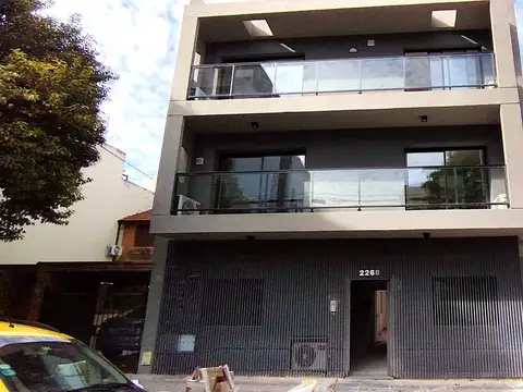 Departamento 3 Amb; 120 M; Terraza Ppia - A Estrenar - Carlos Lopez Al 2200