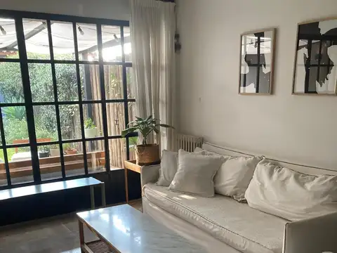 Casa en Alquiler Temporal con 1 cochera