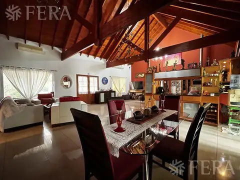 Casa en Venta al Este