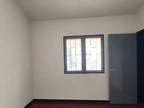 Departamento 5 ambientes con 1 baño