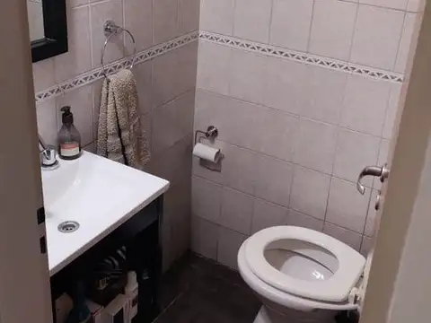 Depto Tipo Casa en Venta en Villa Luzuriaga, USD 115.000