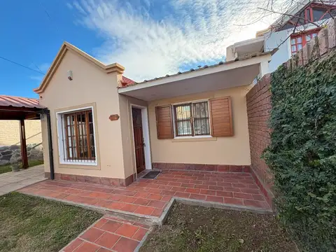 Alquiler Casa en Centenario