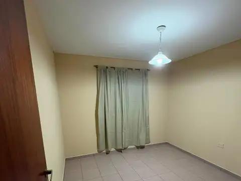 Casa en Alquiler en Centenario, $ 1.900.000
