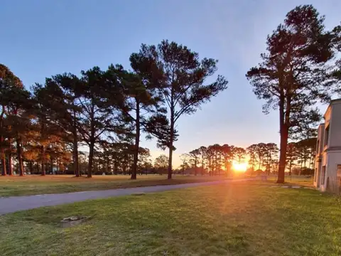 Terreno en Venta en Los Pinares Country Club, USD 52.000