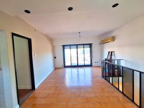 VENTA PH 4 AMB ENTRADA INDEPENDIENTE SAN JUSTO