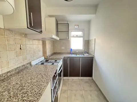 Maipu 100