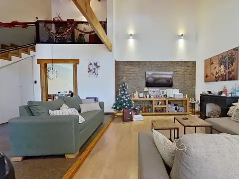 Casa 4 ambientes con 2 baños