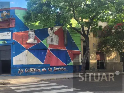 Casa 10 ambientes con 4 baños
