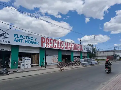 Avenida Eva Duarte de Peron