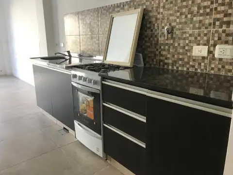 Departamento en Alquiler con 1 cocheras