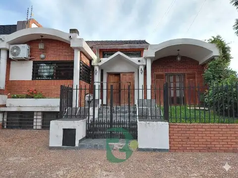 Venta Casa 6amb.Lote 600mts.El Palomar