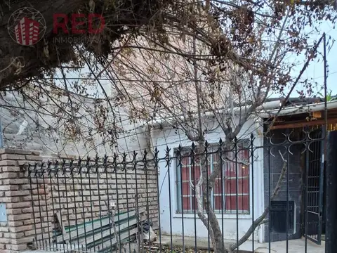 Arturo Pratt al 2400