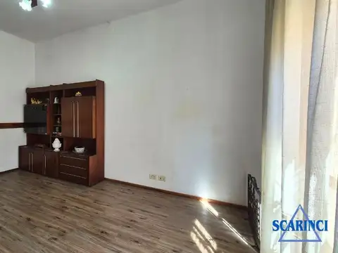 Depto Tipo Casa en Alquiler de 2 dormitorios