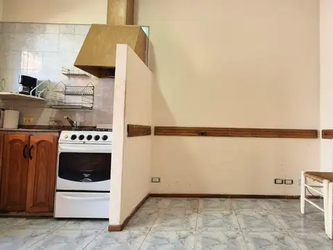 Depto Tipo Casa en Alquiler 40 años