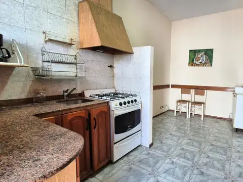 Departamento PH de 3 ambientes con patio y cochera en Alquiler en Villa Lynch, San Martin, G.B.A. Zona Norte