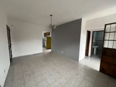 ALQUILER  CASA  3 AMB 110 M2 VALENTIN ALSINA