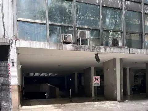 Cochera en  RECOLETA