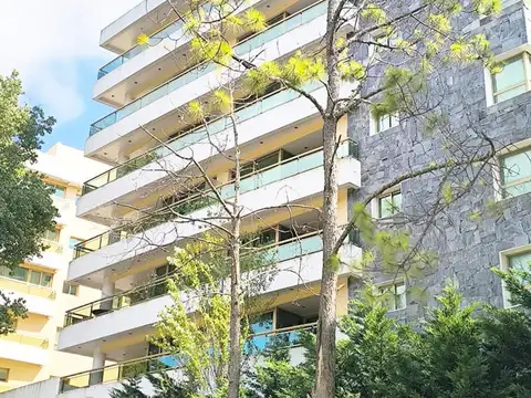 Bunge 1800 , Pinamar, 1 dormitorio c/cochera y baulera