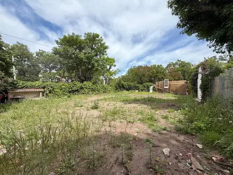 Terreno en Venta 20  mts Frente