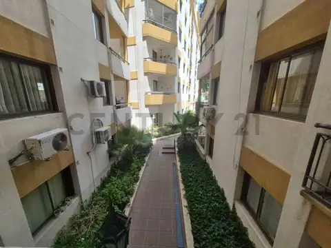 San Martin 400, Piso 1 depto 5