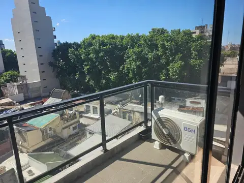 Departamento en Venta en Chacarita, USD 90.000