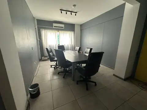 LOCAL COMERCIAL 361m2 - CENTRO DE CASEROS