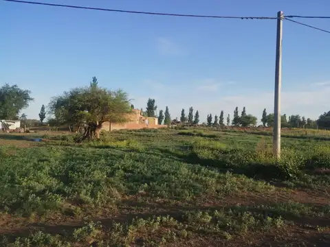 Terreno en calle s/n entre Balcarse y 25 de Mayo