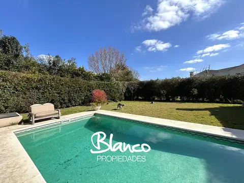 Casa en Venta en Saint Matthews, USD 450.000