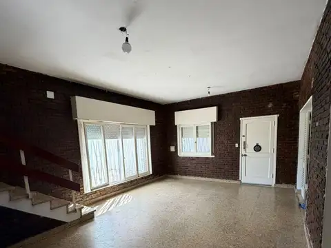 Alquiler casa 4 ambientes, Villa Ballester.