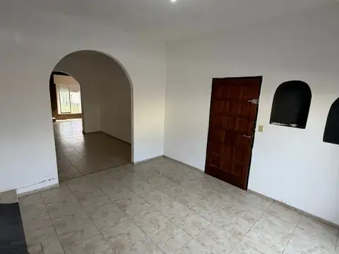Casa en Alquiler en Villa Ballester, $ 1.350.000