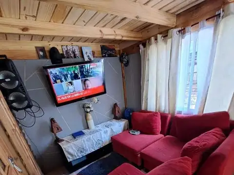 Casa 3 ambientes con 1 baño