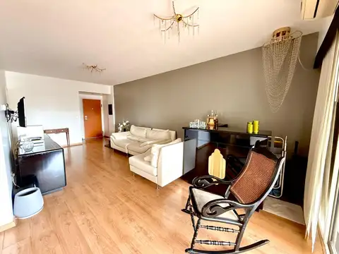 Depto 4 Amb. C/ Dependencia y 2 Cocheras Devoto