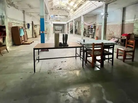 Galpon en Venta 68,67  mts Fondo