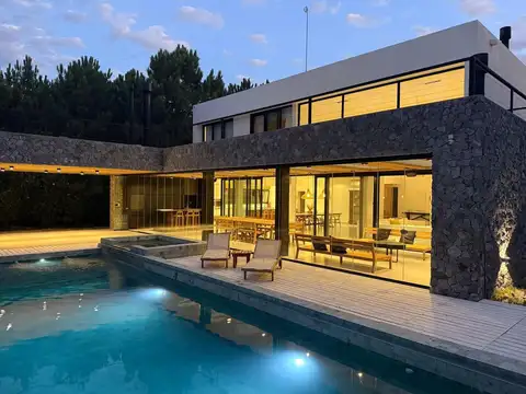 Casa en Venta de 5 dormitorios