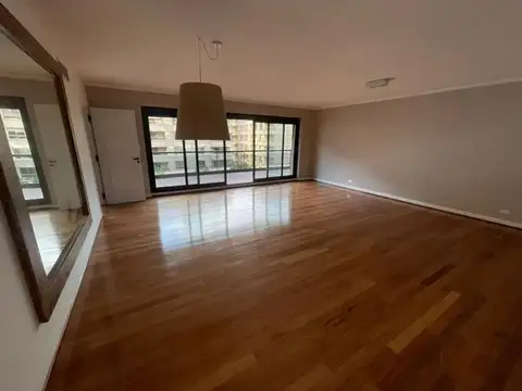 Departamento en Alquiler de 3 dormitorios