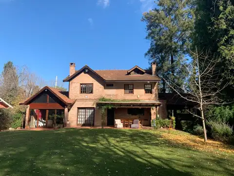 Alberto Williams 800