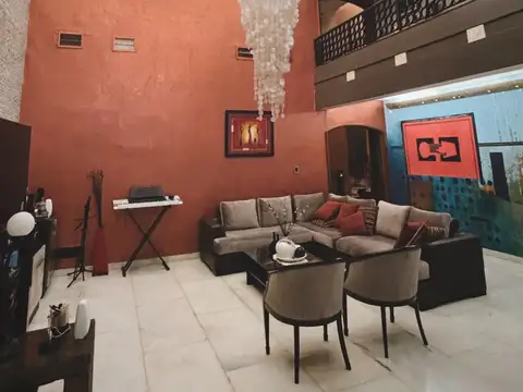 Excelente casa a la venta en liniers