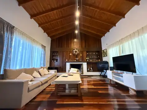 Casa en Venta de 6 dormitorios