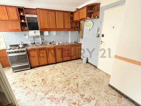 Departamento en Venta en Flores, USD 199.000
