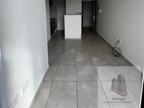 Departamento en Alquiler en Echesortu, $ 450.000