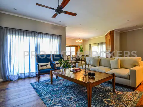 Casa en Venta en Los Pinguinos, USD 1.300.000