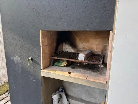 Depto Tipo Casa en Venta con 1 cocheras